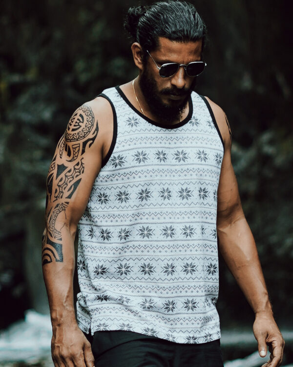 White sleeveless Aztec print t shirt with black piping